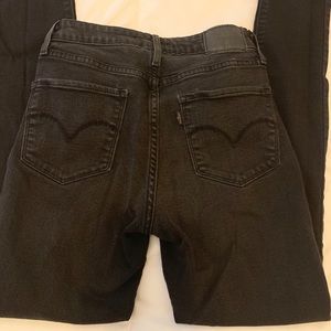 LEVIS 721 HIGH RISE SKINNY (size 26)